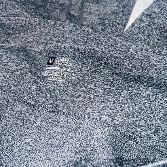 Gray Two-Piece Athletic Set - Picture 4 of 6